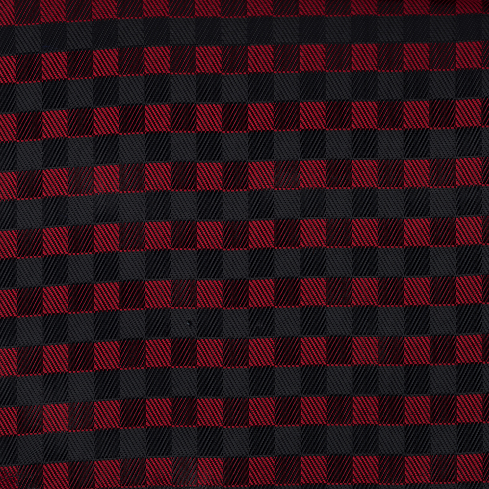 Q02